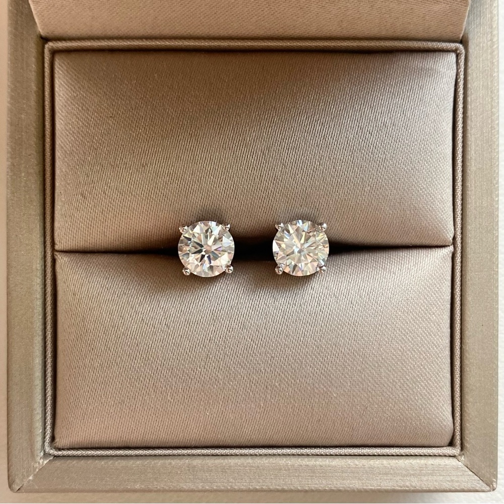 Certified 1 Ct. Each S925 silver Moissanite Diamond stud earrings